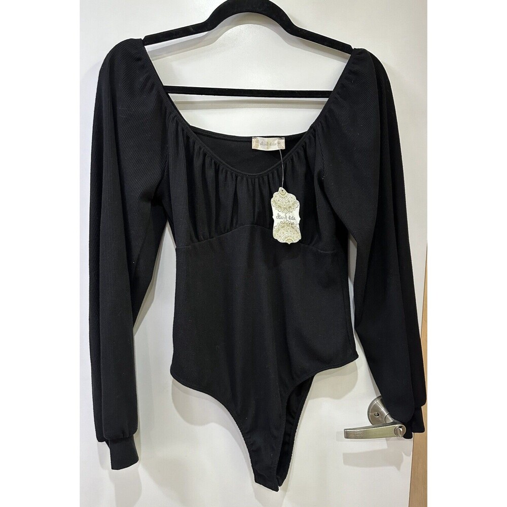 Altar'd State Size Large Black Ribbed Ruffle Long Sleeve Bodysuit NWT